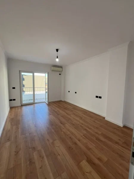 Tirane, shitet apartament 2+1 Kati 3, 87 m² 165.000 € (Rr.Ndre Mjeda)