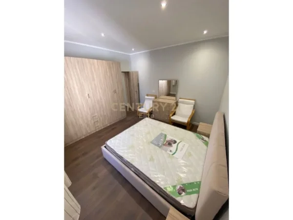 Tirane, jepet me qera shtepi 1 Katshe Kati 1, 70 m² 570 € (myslym shyri)