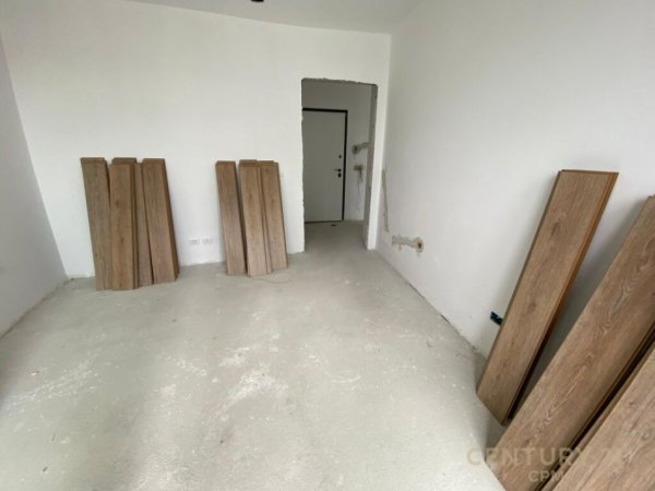 Tirane, shes apartament 1+1+POST PARKIMI+Ballkon , 70 m² 260.000 € (Rezidenca Lake View, Liqeni i Tiranës)