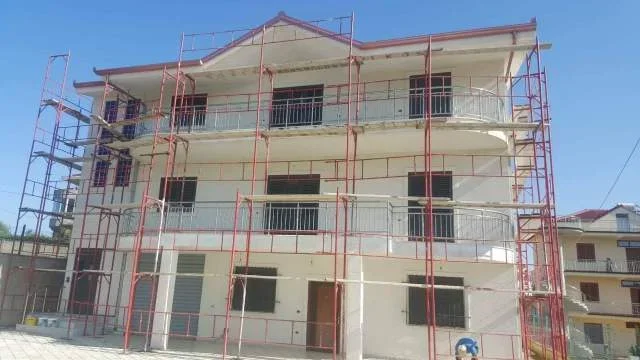 Tirane, - Firma "Emigranti"