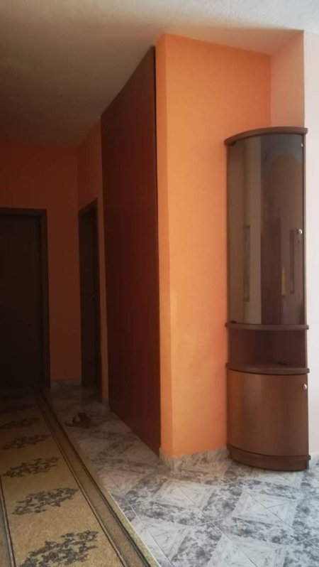 Tirane 240m2 Qender, Shiten 2 apartamenteAP1,3+1+2WC+BLK Kati 3, 118 m² AP2,1+1+blk,sip 86+garazhd 35m2 CMIMI 550.000 Euro(QENDER,prapa Min,se Drejtes