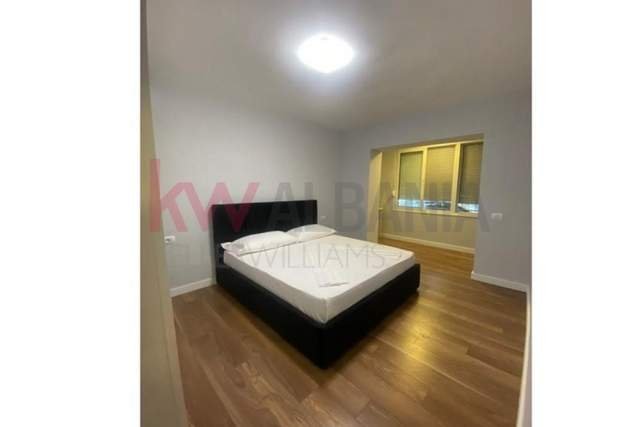 Tirane, jepet me qera apartament 1+1 Kati 1, 60 m² 500 Euro (Stadiumi Dinamo)
