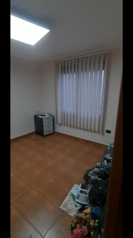 Tirane, jepet me qera apartament 2+1 Kati 2, 63 m² 500 Euro (Muhamet Gjollesha)