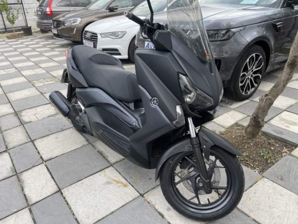 Tirane, shes Scooter Yamaha x-max Viti 2014, 4.200 Euro