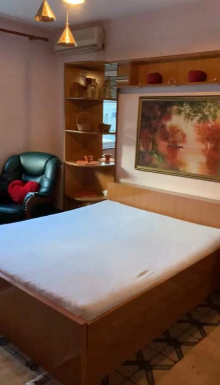 Tirane, jepet me qera apartament 2+1 Kati 4, 80 m² 350 Euro (Rruga e Kavajes)