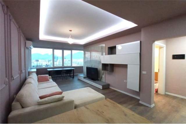 ofert apartament 65 m² 650 Euro (komuna e parisit)