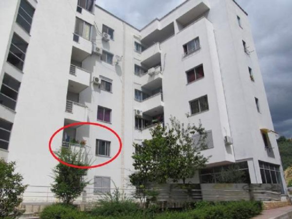 Tirane, Linze Shitet Apartament Kati 2, 76.2 m² 7.500.000 Leke