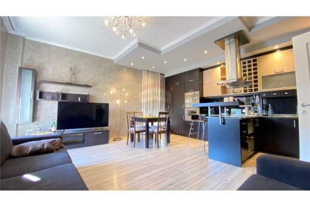 Tirane, jepet me qera apartament 3+1 130 m² 700  (rruga elbasanit)