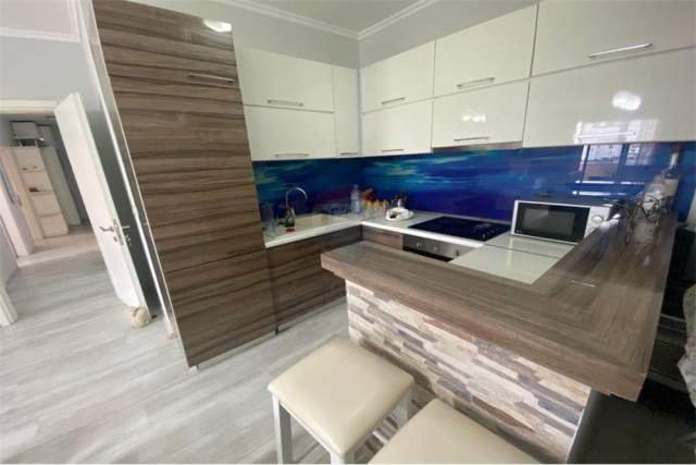 Tirane, jepet me qera apartament 110 m² 550 Euro (LIQENI I THATE)