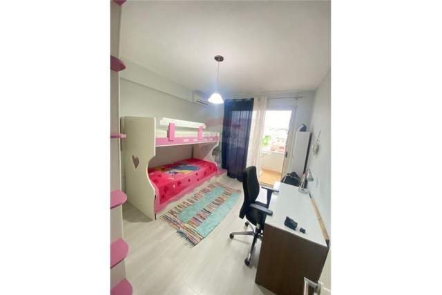Tirane, jepet me qera apartament 110 m² 550 Euro (LIQENI I THATE)