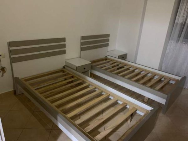 Tirane, jap me qera apartament 2+1+A+BLK Kati 5, 90 m² 650 Euro (GJIMNAZI PARTIZANI)