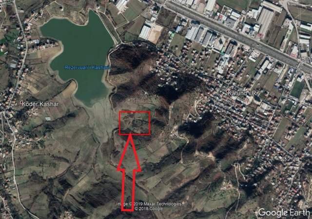 Tirane, Kashar Shitet Toke Are 1.000 m², Cmimi Referues 2.000.000 Leke