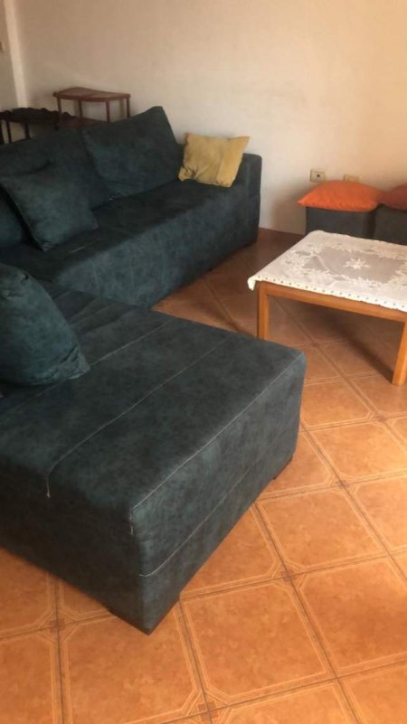Tirane, jepet me qera apartament 2+1 Kati 10, 85 m² 450 Euro (Tek Nela perball Delijorgjit)