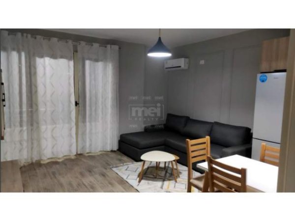 Tirane, jepet me qera apartament 1+1+BLK 78 m² 400 Euro (Fusha e Aviacionit)