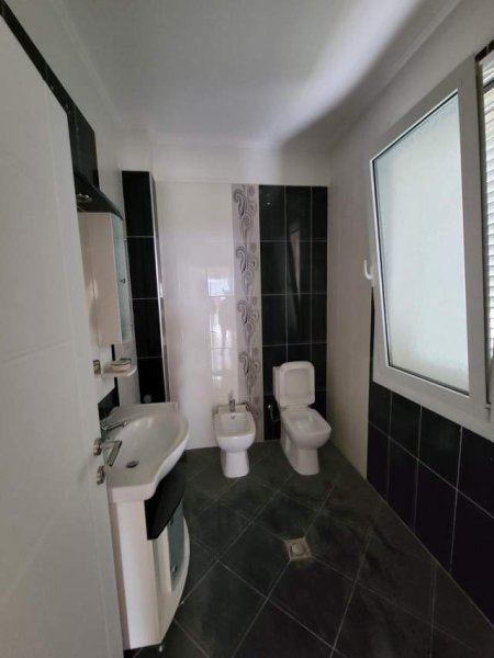 Tirane, shitet Vile 4+1+BLK Kati 1, 773 m² 380.000 Euro (TEG)