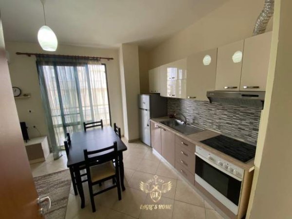 Durres, jepet me qera apartament 1+1+BLK Kati 4, 75 m² 300 Euro (🏡Lagja 13,Plazh Durres)