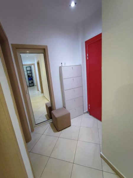 Tirane, jepet me qera apartament 2+1+BLK Kati 5, 91 m² 650 Euro (tefta tashko koco)