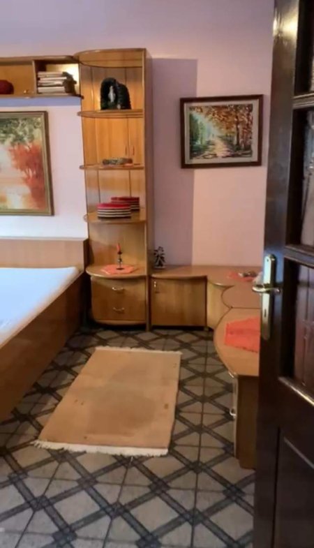 Tirane, jepet me qera apartament 2+1+BLK Kati 4, 80 m² 350 Euro