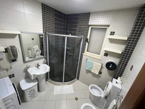 Tirane, jepet me qera apartament 3+1+A+BLK Kati 2, 250 m² 1.500 Euro (ISLAM ALLA)