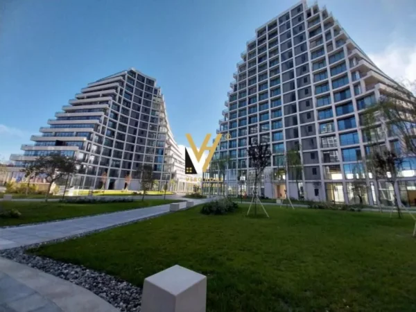 Tirane, shitet apartament 3+1+Ballkon Kati 9, 236 m² 607.000 € (LAKE VIEW)