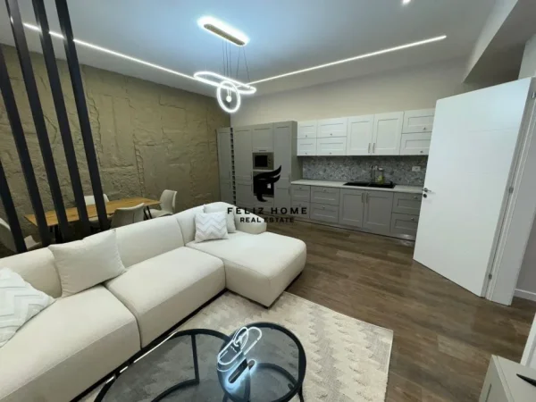 Tirane, jepet me qera apartament 1+1 Kati 1, 84 m² 750 € (KODRA E DIELLIT)