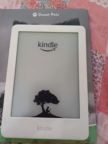 Tirane, shes Shes Kindle mini 80€