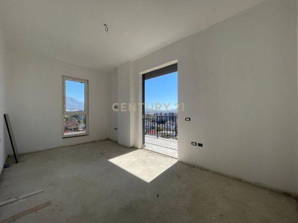 Tirane, shitet apartament 2+1 Kati 6, 103 m² 123.000 € (paskuqan)