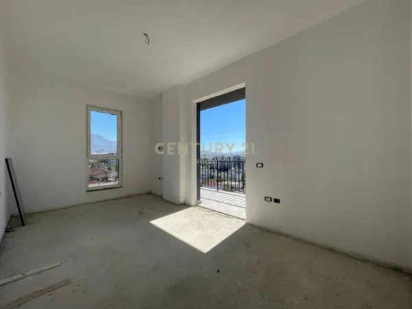 Tirane, shitet apartament 2+1 Kati 6, 103 m² 123.000 € (paskuqan)