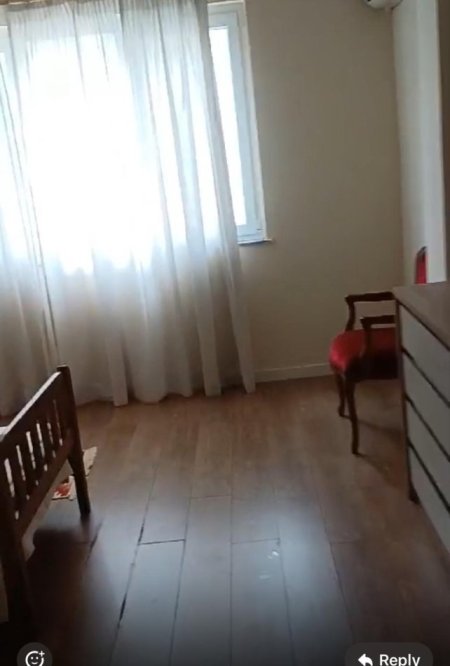 Tirane, jepet me qera apartament 2+1 Kati 2, 72 m² 700 € (21 Dhjetori prane Mondialit)