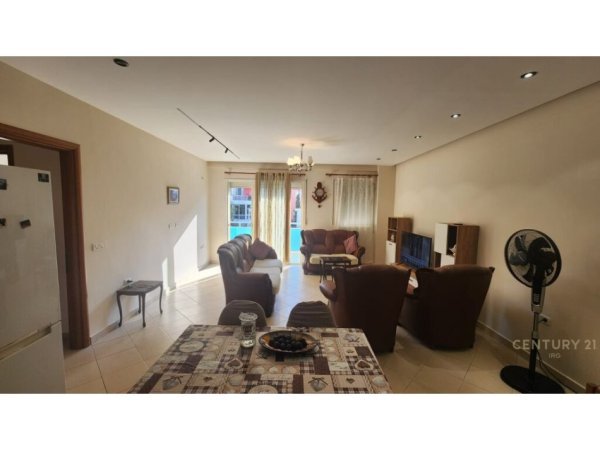 Tirane, shitet apartament 2+1 Kati 3, 122 m² 140.000 € (fresk)