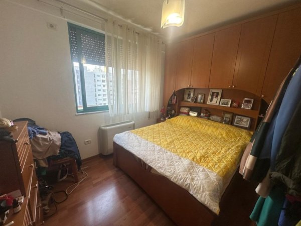 Tirane, shitet apartament 2+1+Ballkon Kati 7, 95 m² 210.000 € (Pazari i Ri)