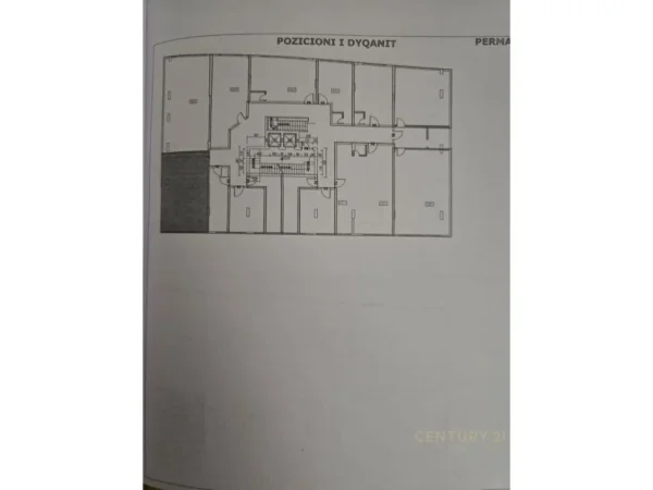 Tirane, shes ambjent biznesi , 139 m² 443.410 € (Rruga e Kavajës)