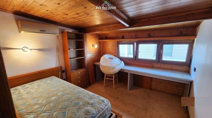 Tirane, jepet me qera Vile 2+1 Kati 3, 100 m² 700 € (myslym shyri)