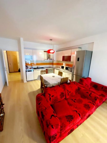 Tirane, jepet me qera apartament 2+1+Aneks+Ballkon Kati 5, 121 m² 600 € (rruga siri kodra)
