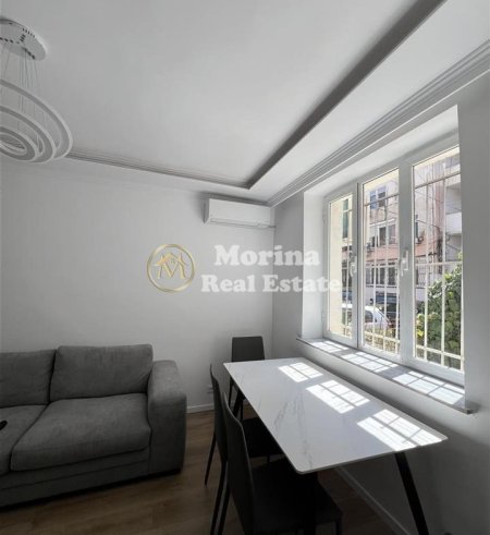 Tirane, jepet me qera apartament 2+1 Kati 1, 85 m² 750 € (Rruga Kavajes)