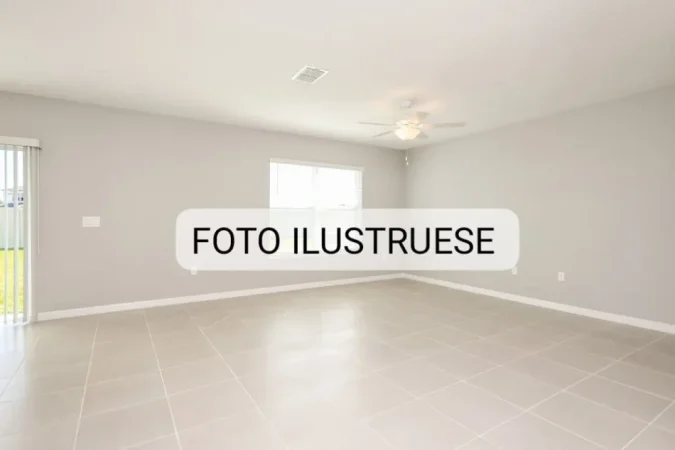 Tirane, jap me qera zyre Kati 1, 50 m² 500 € (BRRYLI)