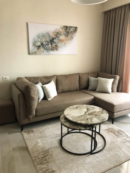 Tirane, jepet me qera apartament 2+1+Aneks+Ballkon Kati 15, 111 m² 1.200 € (rruga e kavajes)