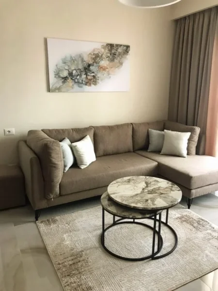 Tirane, jepet me qera apartament 2+1+Aneks+Ballkon Kati 15, 111 m² 1.200 € (rruga e kavajes)