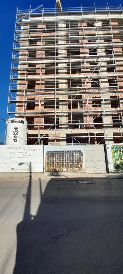 Tirane, shitet apartament 2+1+Ballkon Kati 2, 105 m² 175.000 € (Jordan misja)