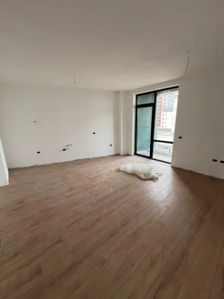 Tirane, shitet apartament 3+1+Aneks+Ballkon Kati 2, 157 m² 243.000 € (bulevardi i ri)