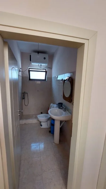 Tirane, jepet me qera apartament 2 Katshe Kati 2, 170 m² 450 € (Fresk)