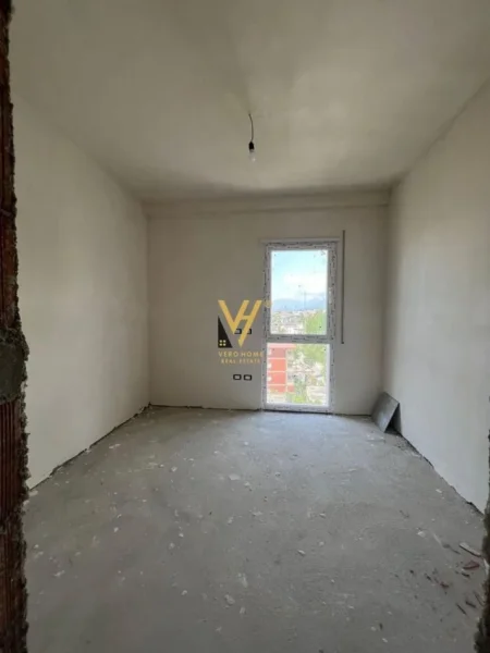 Tirane, shitet apartament 2+1+Ballkon Kati 5, 119 m² 175.000 € (BULEVARDI I RI)