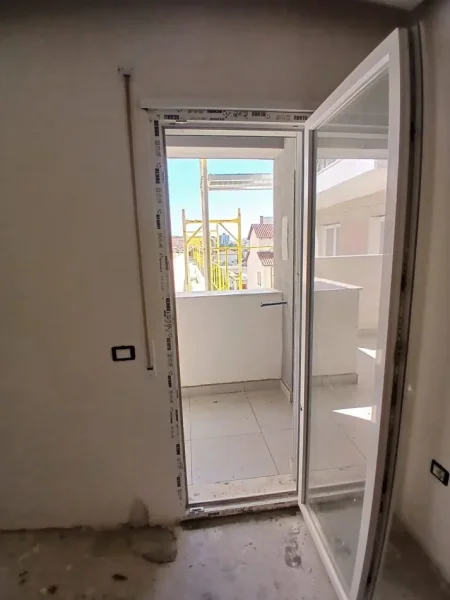 Tirane, shitet apartament 1+1 , 74 m² 115.000 € (Ish Sheshi Shqiponja)