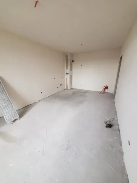 Tirane, shes 1+1 Kati 7, 77 m² 56.210 € (Rruga Teuta)