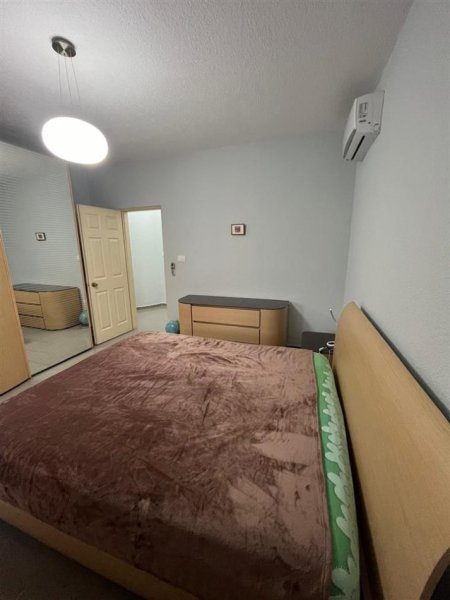 Tirane, jepet me qera apartament 2+1+Ballkon Kati 4, 91 m² 650 € (Rruga e Kosovareve)