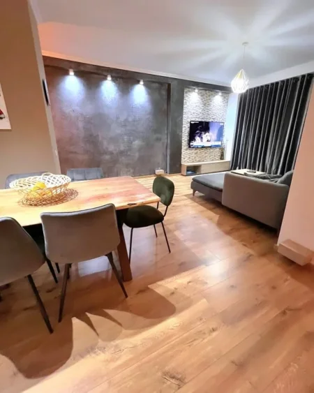 Tirane, shitet apartament 2+1 , 117 m² 218.000 € (Kopshti Botanik)