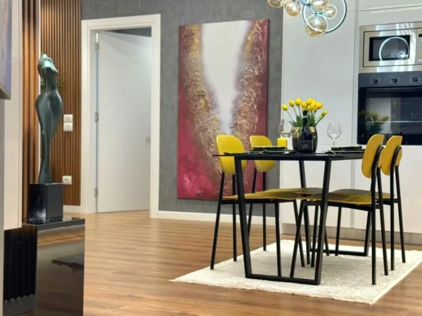 Tirane, shitet apartament 2+1 , 110 m² 248.000 € (Liqeni i Thate)
