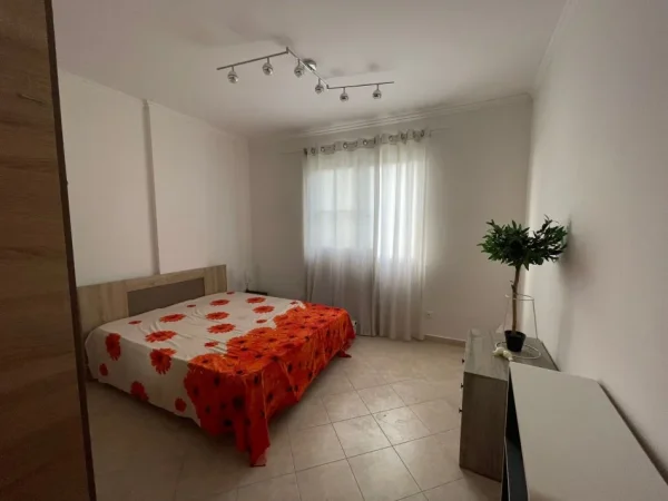 Tirane, shitet apartament 1+1 Kati 5, 55 m² 69.000 € (Fresk)