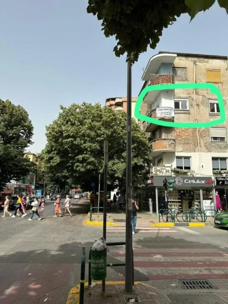 Tirane, jepet me qera apartament 2+1 Kati 4, 62 m² 800 € (Bllok Rruga Vaso Pasha )
