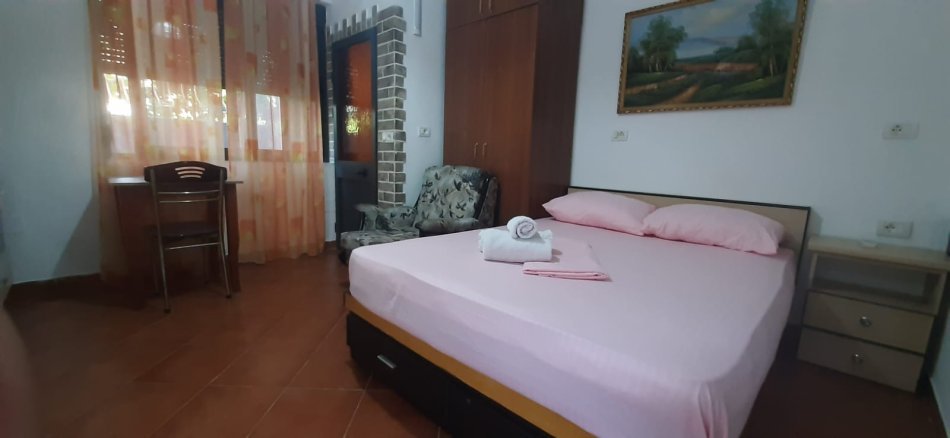 Tirane, jepet me qera garsonier 1+1 Kati 2, 40 m² 390 € (5 Maji)